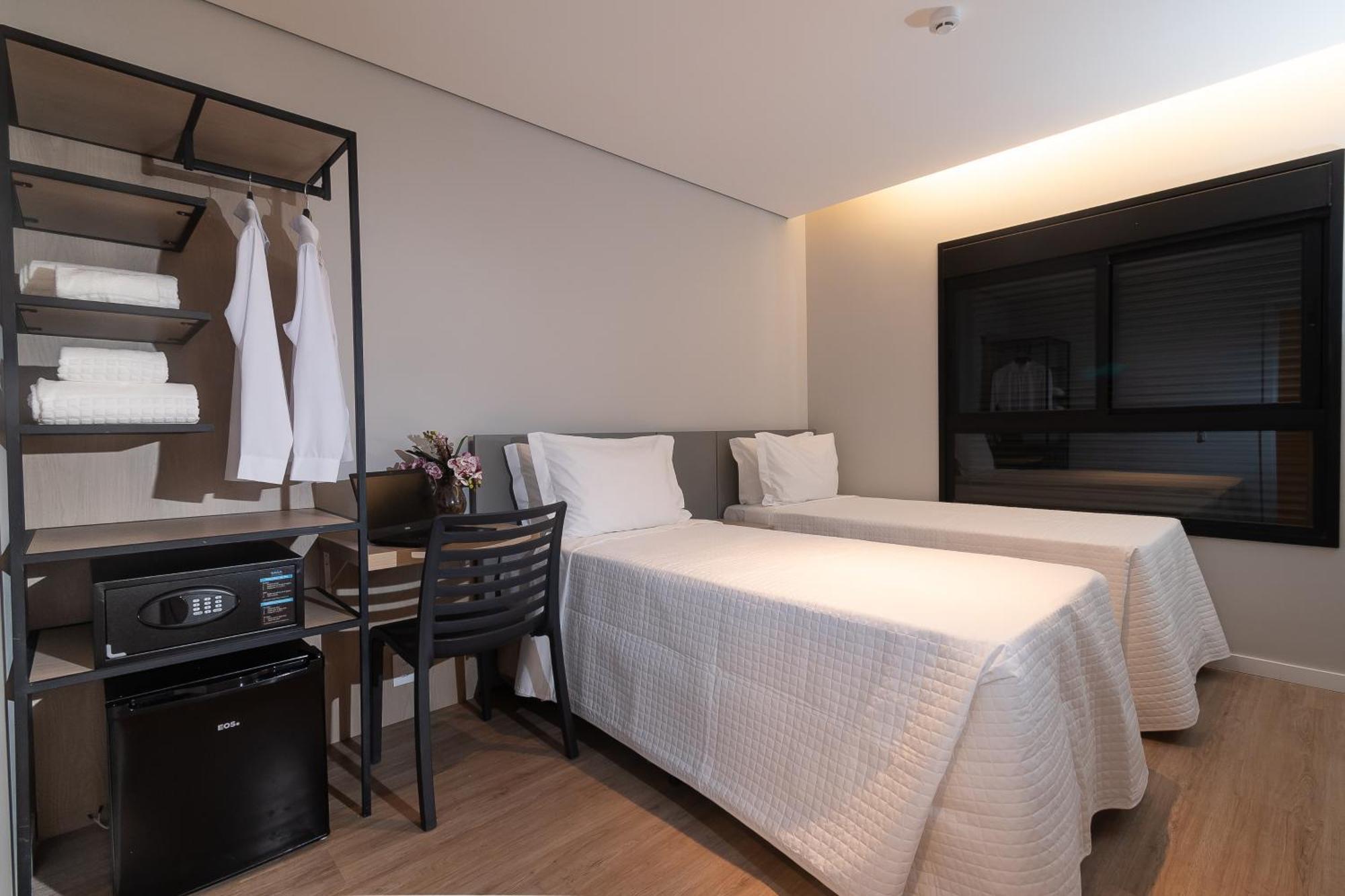 Ez Moema Hotel